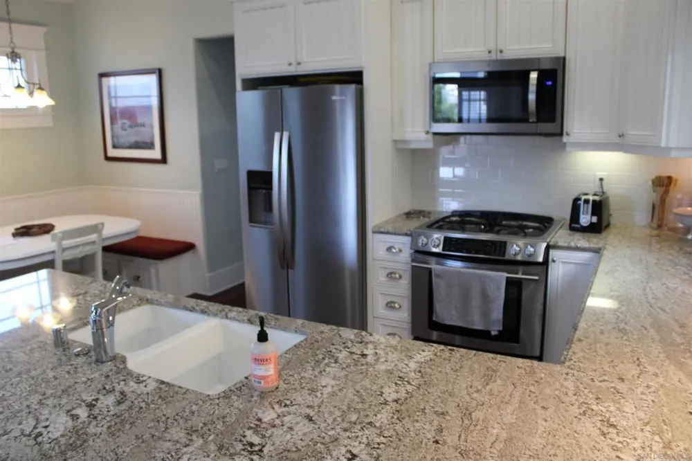 851 G Ave Coronado, CA 92118