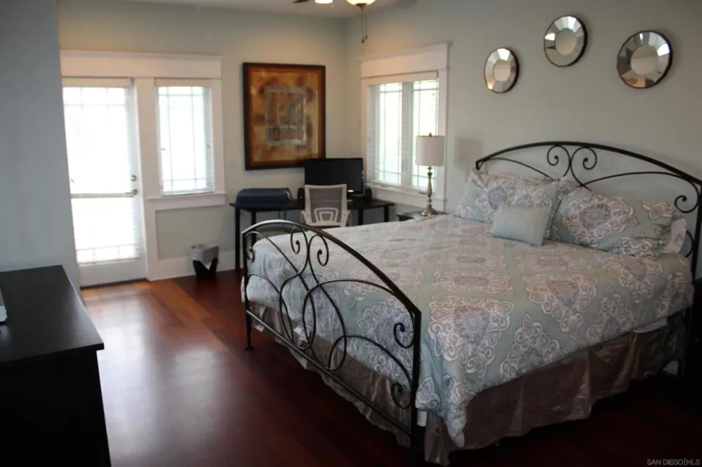 851 G Ave Coronado, CA 92118