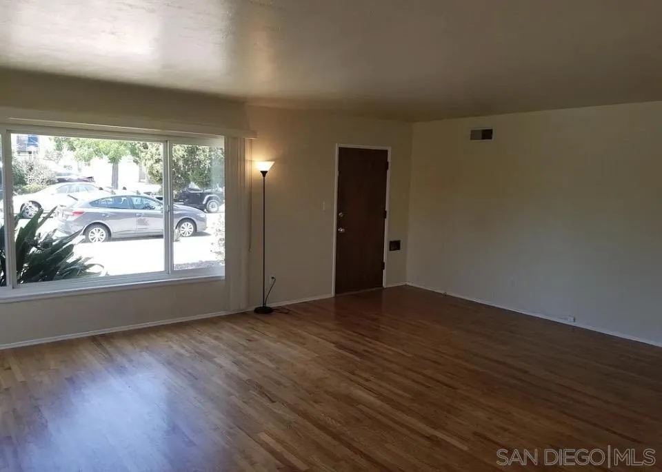4901 Curry San Diego, CA 92115