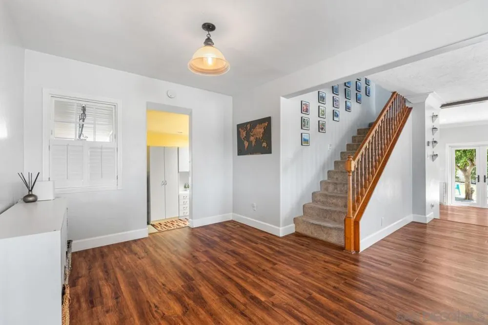 7787 Orien Ave La Mesa, CA 91941