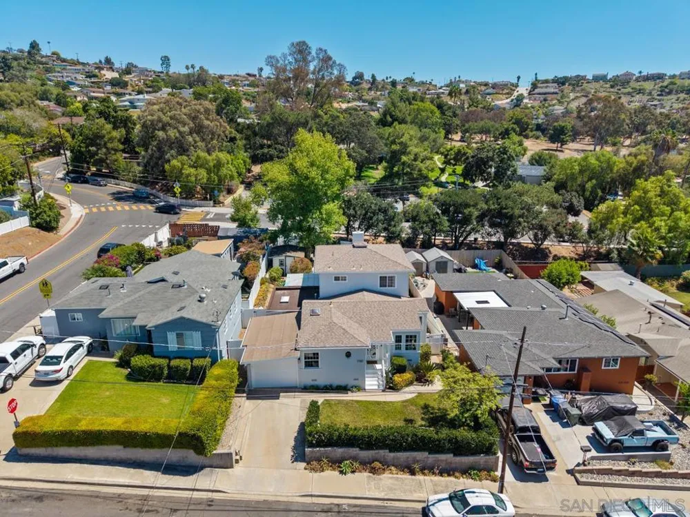 7787 Orien Ave La Mesa, CA 91941