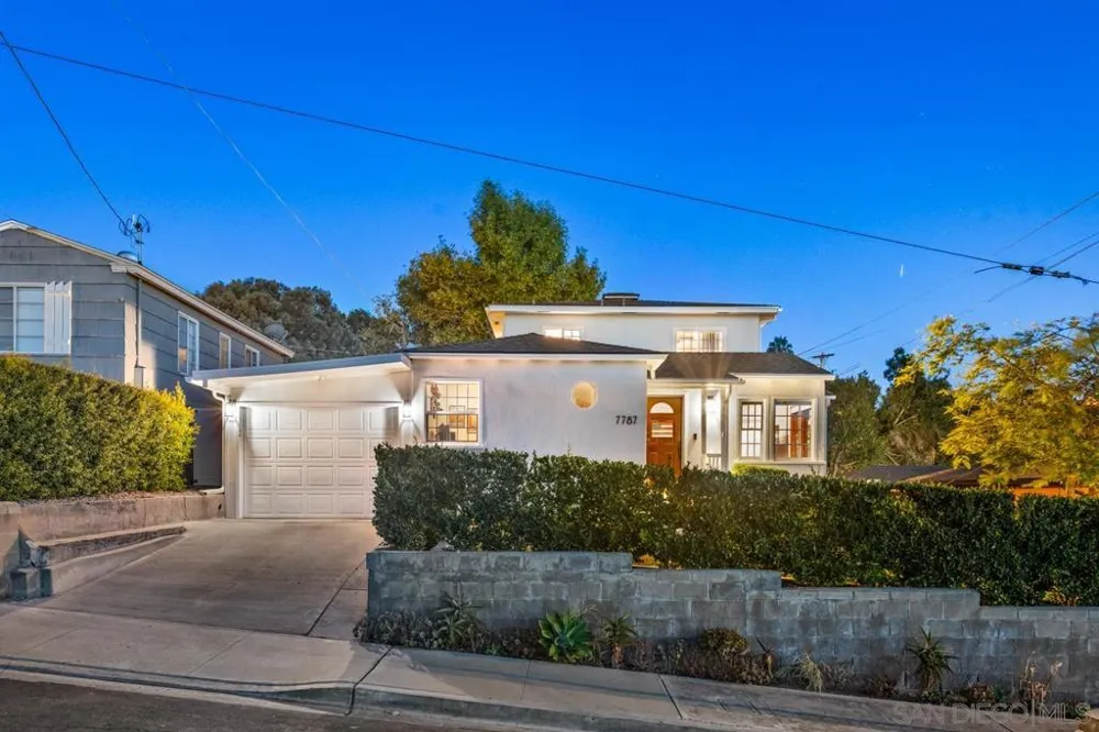 7787 Orien Ave La Mesa, CA 91941