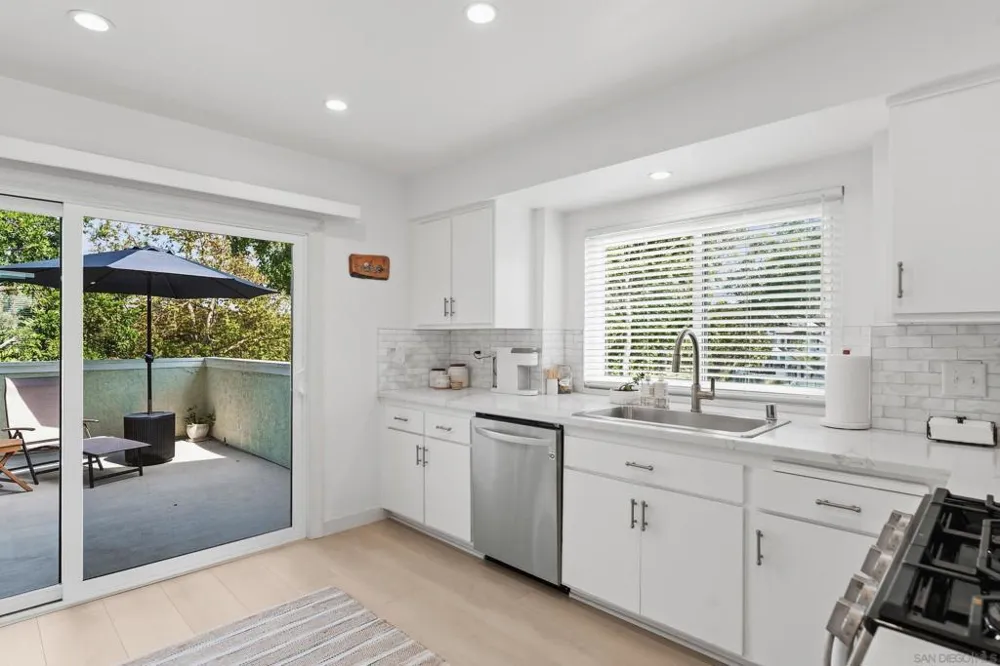 849 Bluebell Ct Carlsbad, CA 92011