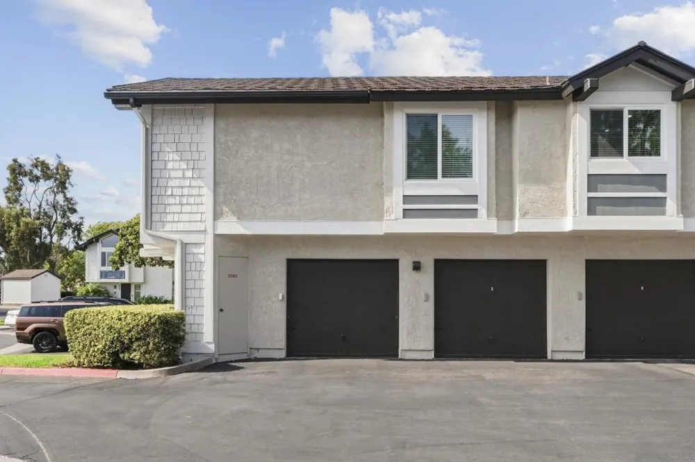 849 Bluebell Ct Carlsbad, CA 92011