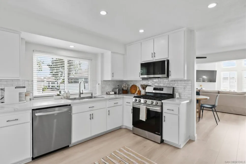 849 Bluebell Ct Carlsbad, CA 92011