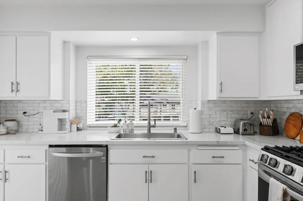 849 Bluebell Ct Carlsbad, CA 92011