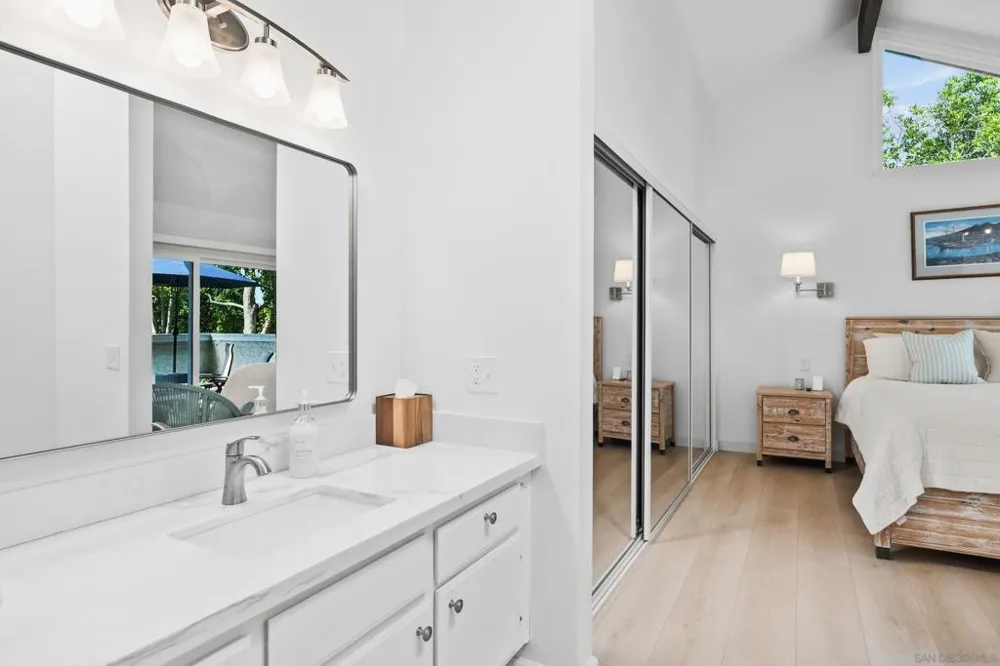 849 Bluebell Ct Carlsbad, CA 92011