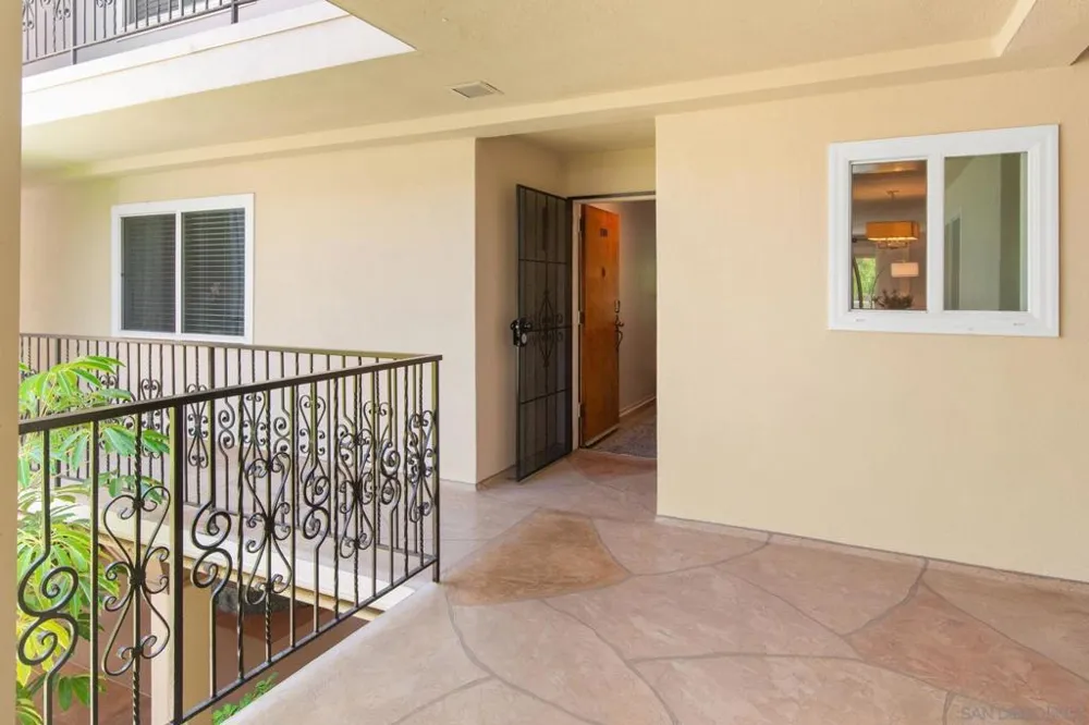 500 E Coronado, CA 92118