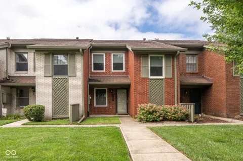 5262 Whisperwood Lane #258