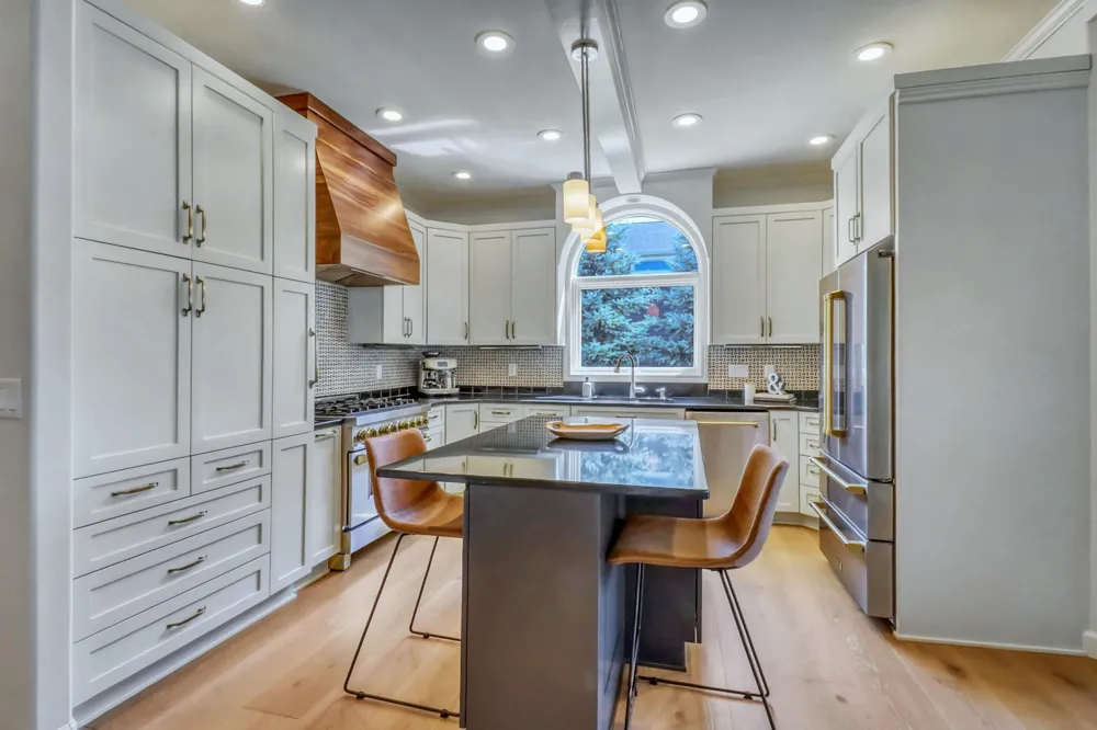 1760 E Shore Drive Detroit Lakes, MN 56501