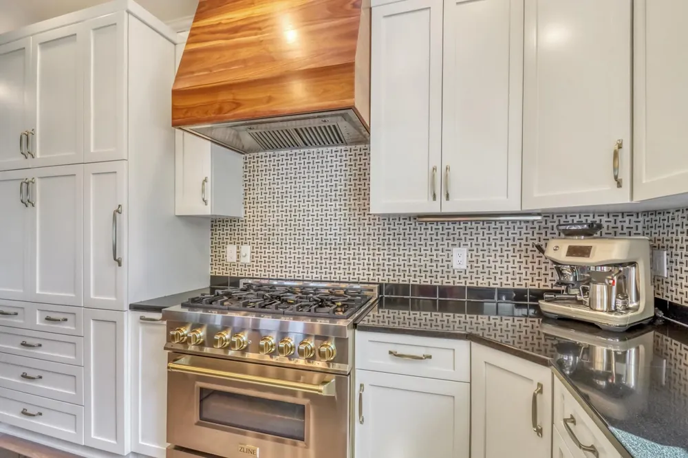 1760 E Shore Drive Detroit Lakes, MN 56501