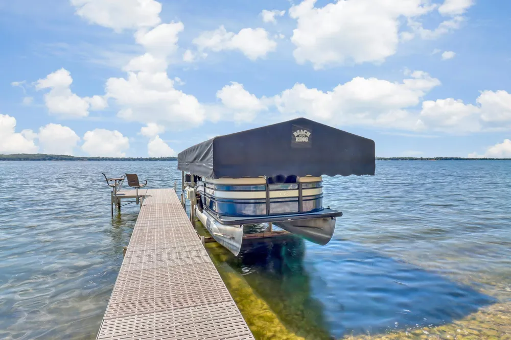 1760 E Shore Drive Detroit Lakes, MN 56501