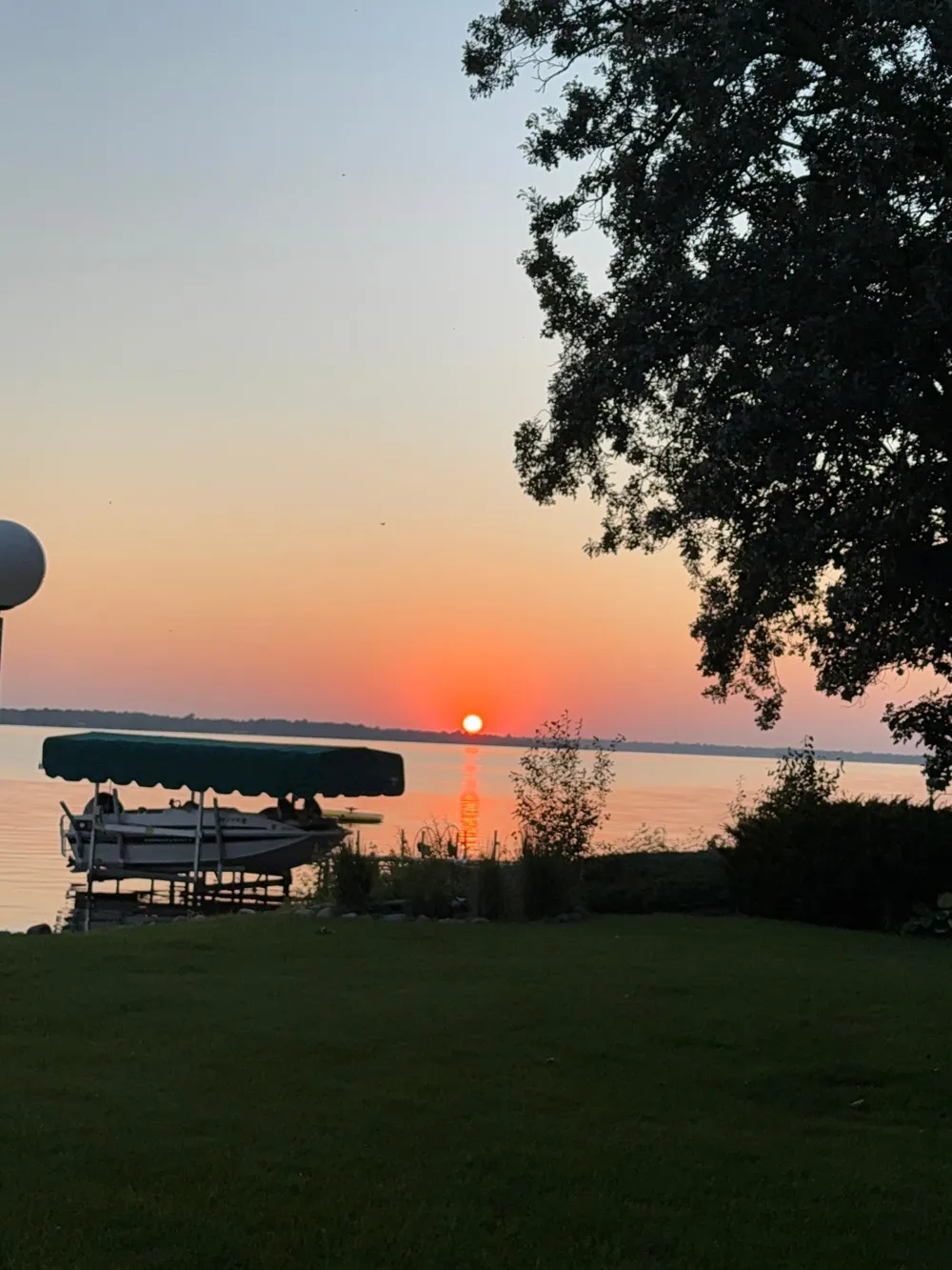 1760 E Shore Drive Detroit Lakes, MN 56501