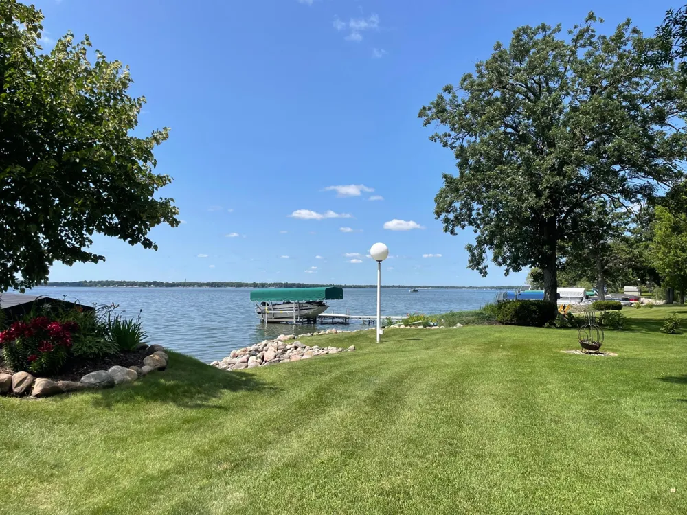 1760 E Shore Drive Detroit Lakes, MN 56501