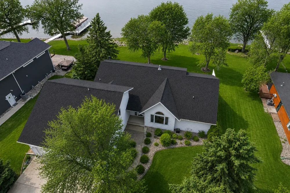 1760 E Shore Drive Detroit Lakes, MN 56501