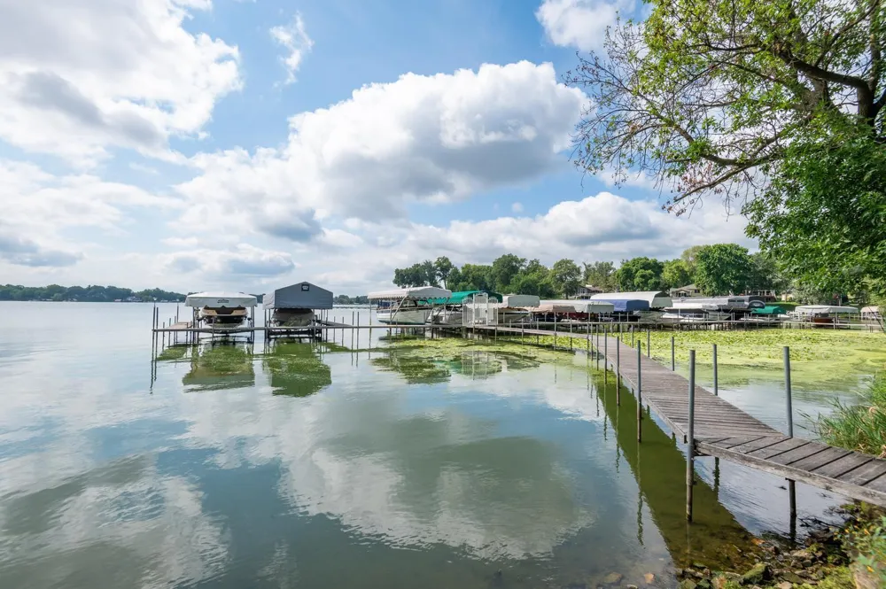1145 Cove Circle Minnetrista, MN 55364