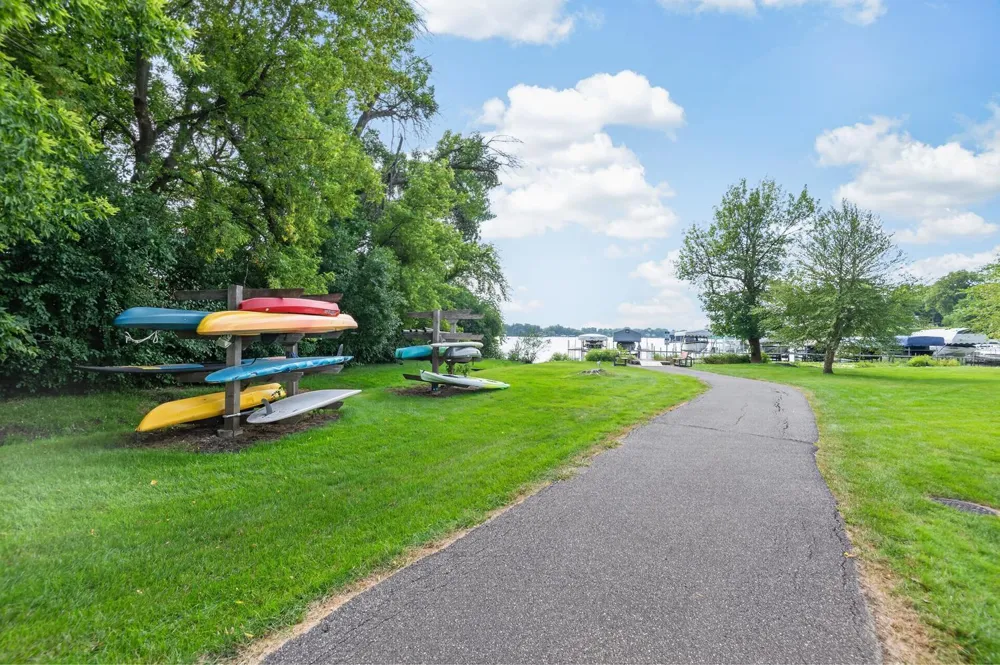 1145 Cove Circle Minnetrista, MN 55364