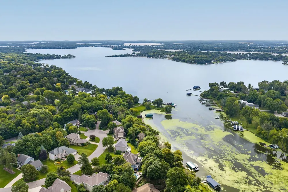 1145 Cove Circle Minnetrista, MN 55364