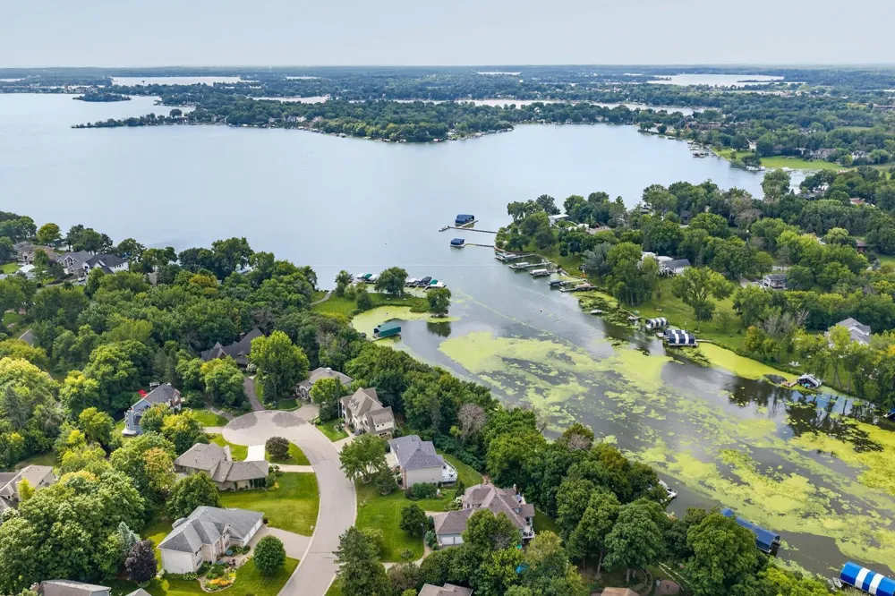1145 Cove Circle Minnetrista, MN 55364