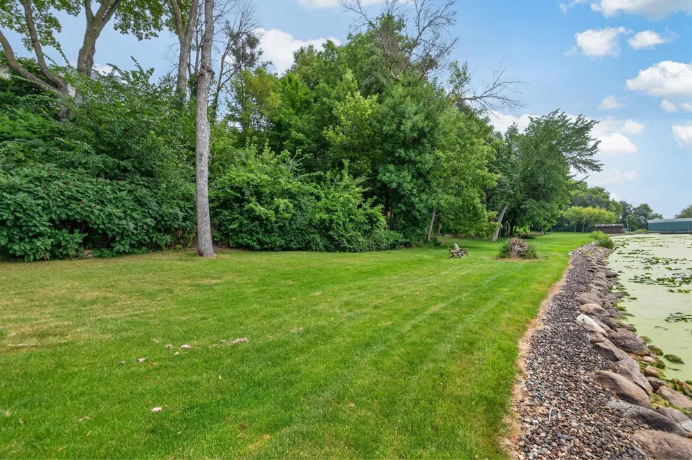 1145 Cove Circle Minnetrista, MN 55364