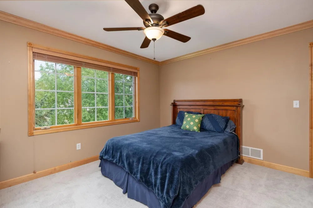 1145 Cove Circle Minnetrista, MN 55364