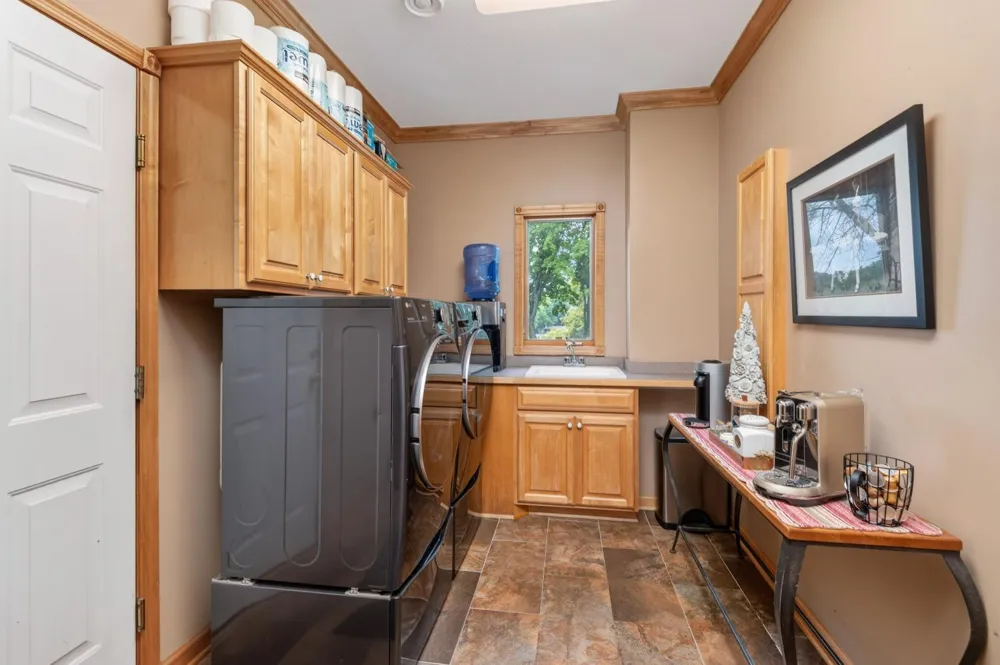 1145 Cove Circle Minnetrista, MN 55364