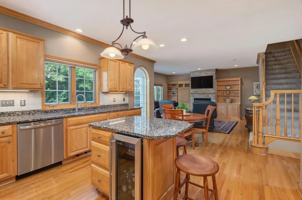 1145 Cove Circle Minnetrista, MN 55364