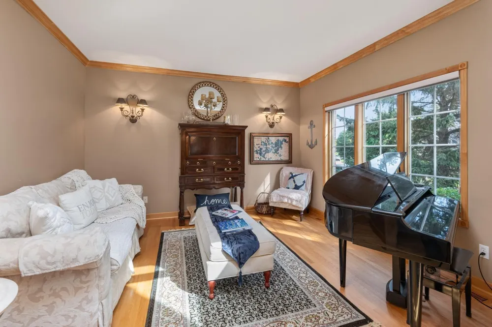 1145 Cove Circle Minnetrista, MN 55364
