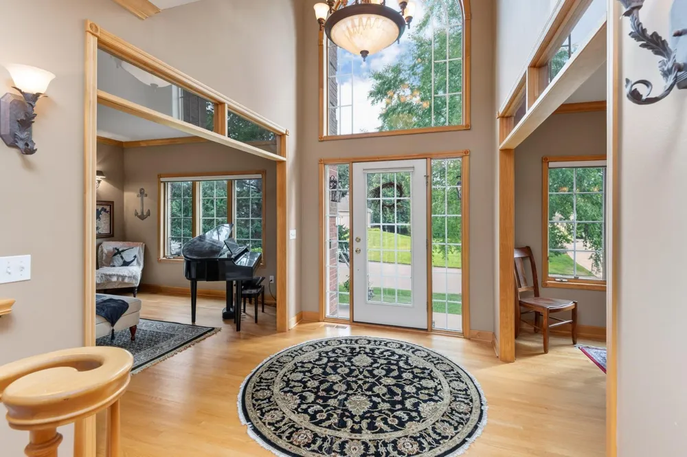 1145 Cove Circle Minnetrista, MN 55364
