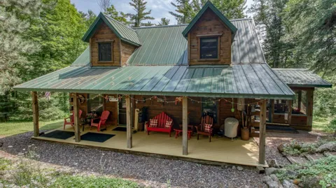 9146 Chippewa Pines Way