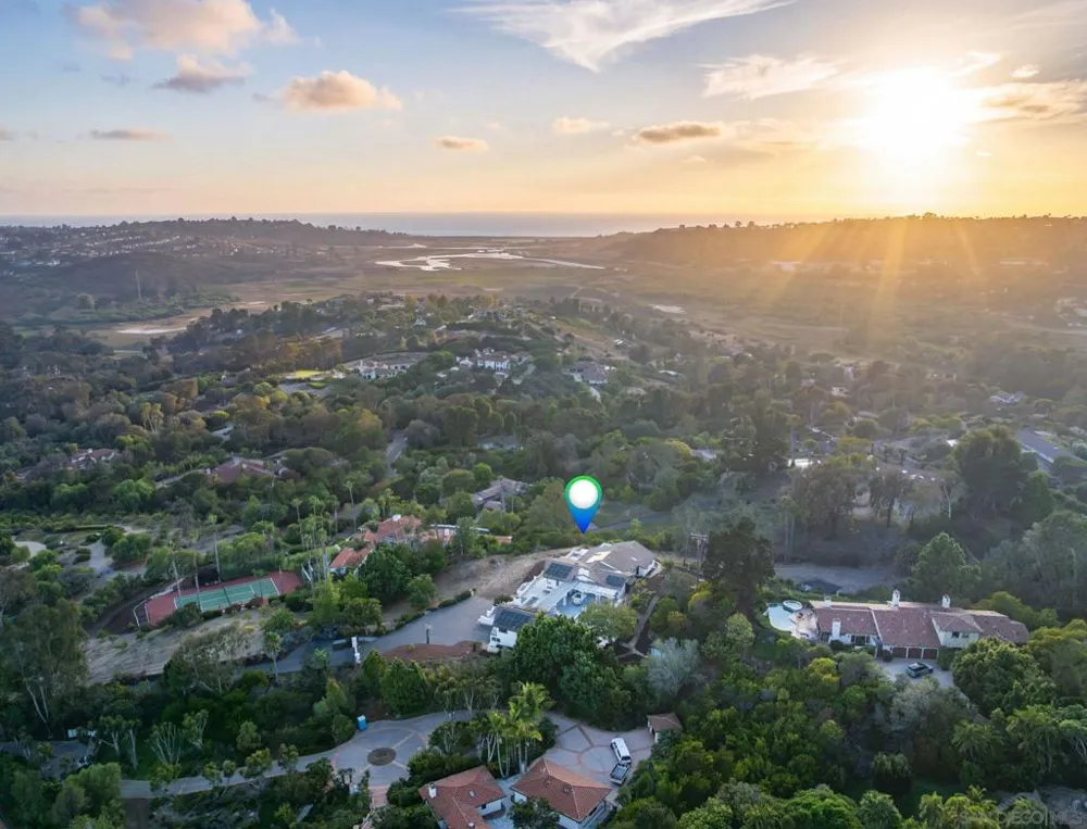 16610 Los Morros Rancho Santa Fe, CA 92067