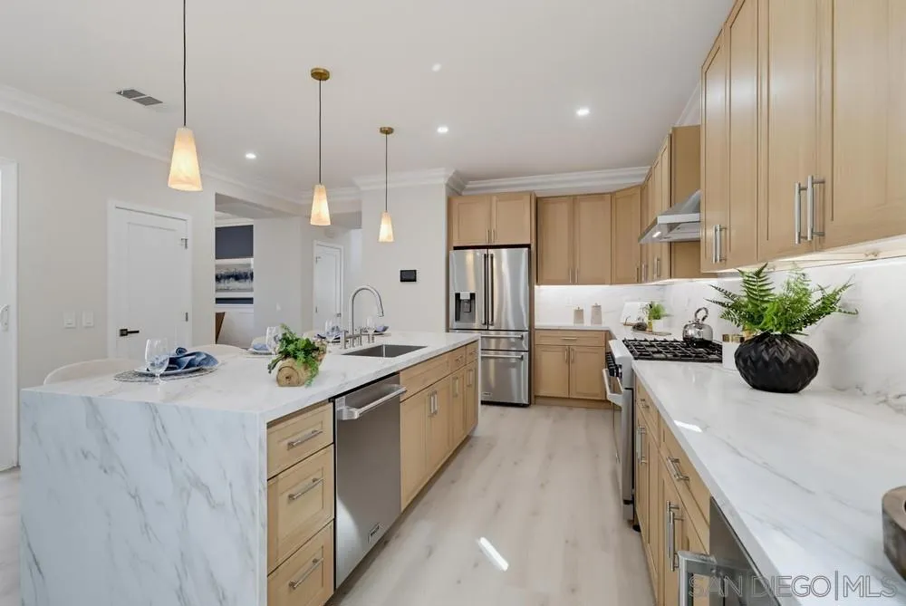 1540 Hunters Glen Chula Vista, CA 91913