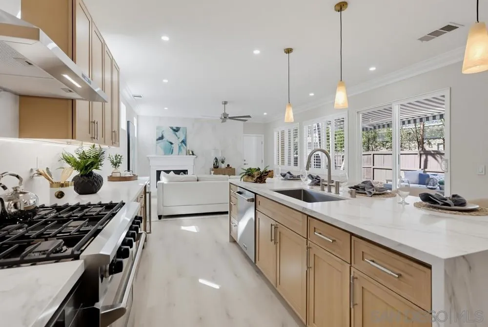 1540 Hunters Glen Chula Vista, CA 91913