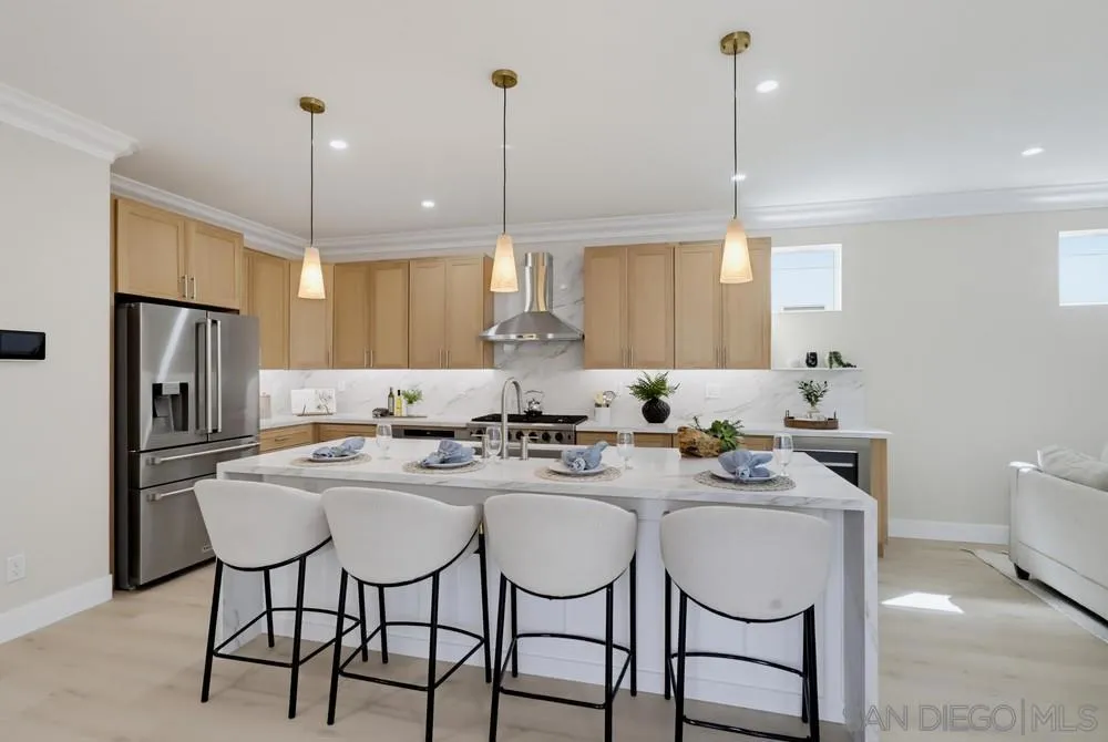 1540 Hunters Glen Chula Vista, CA 91913