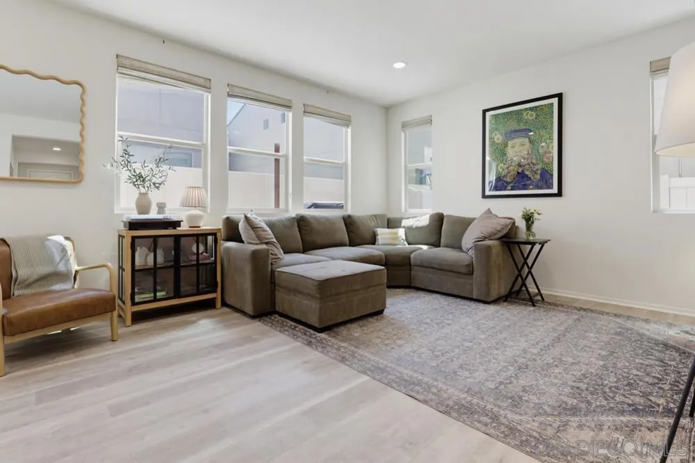 709 Merit Dr San Marcos, CA 92078