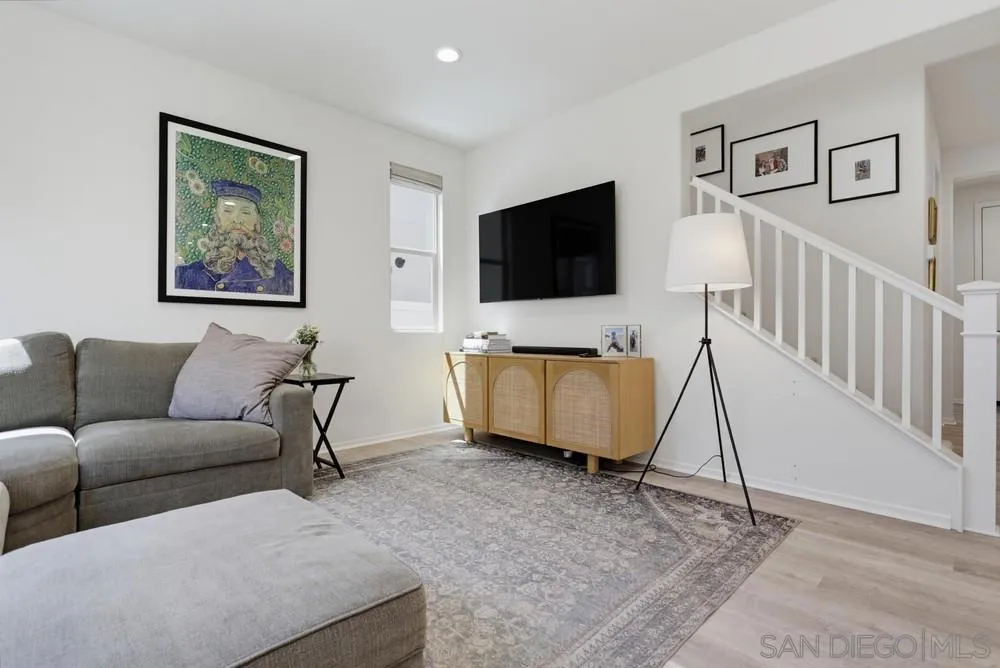 709 Merit Dr San Marcos, CA 92078