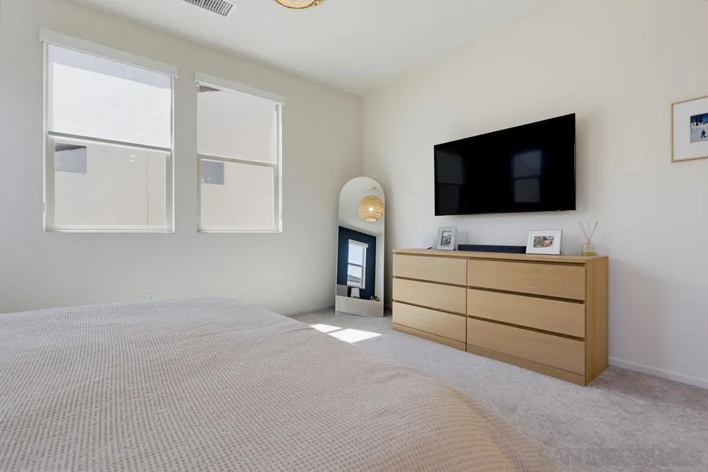 709 Merit Dr San Marcos, CA 92078