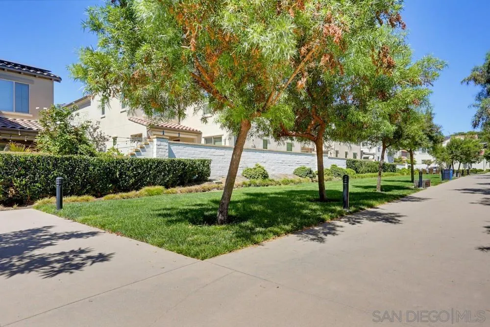709 Merit Dr San Marcos, CA 92078