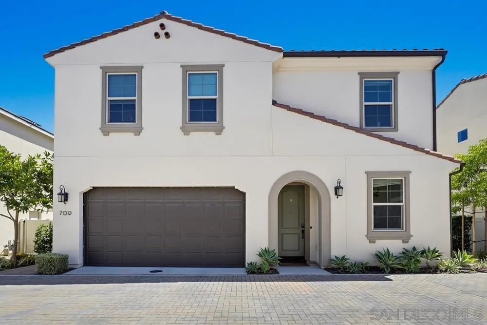 709 Merit Dr San Marcos, CA 92078