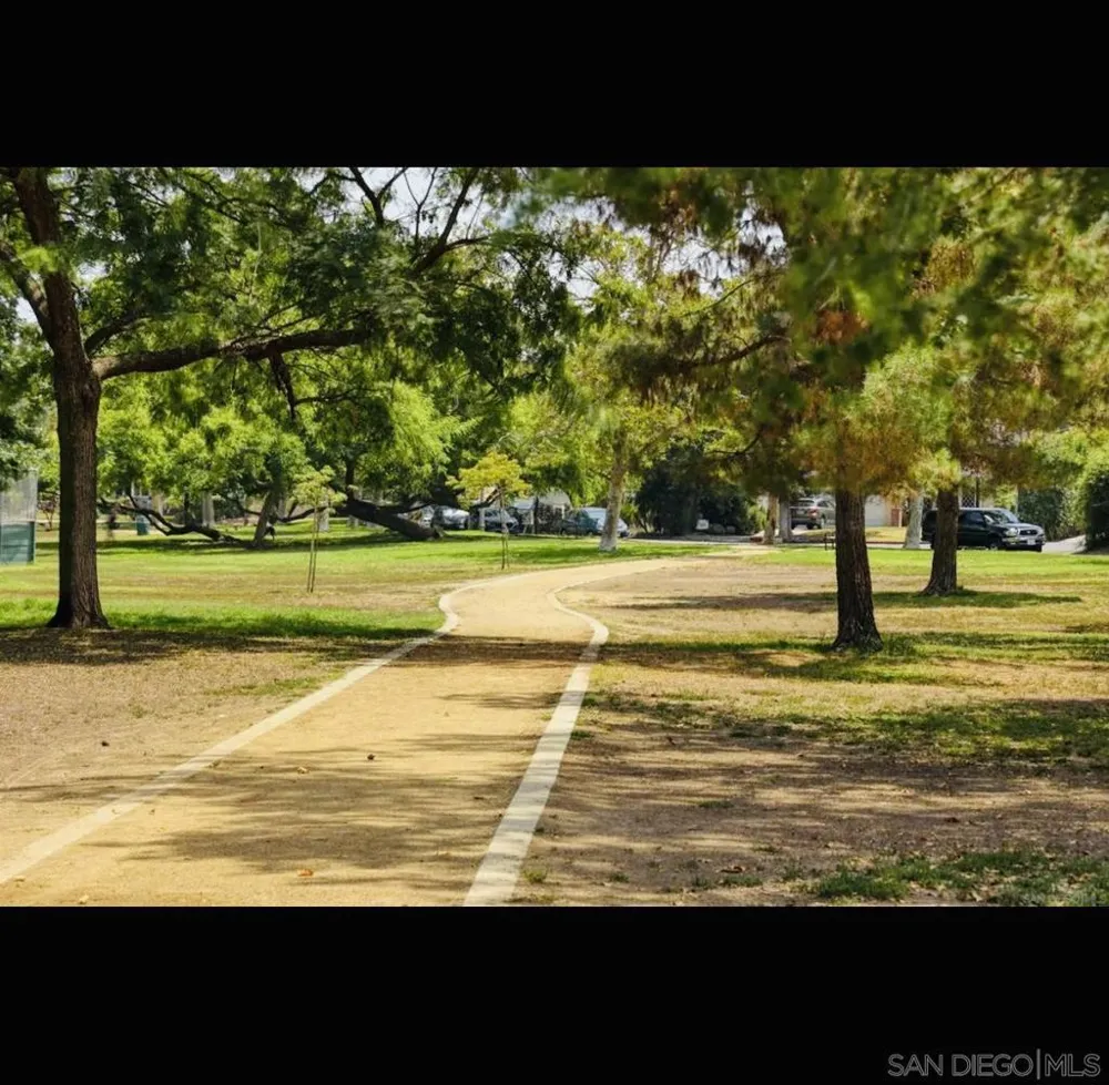 5003 Westpark Dr. #203 North Hollywood, CA 91601