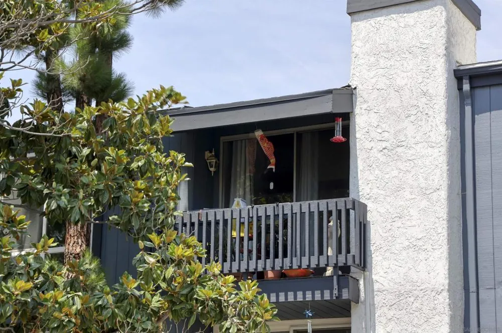 5003 Westpark Dr. #203 North Hollywood, CA 91601