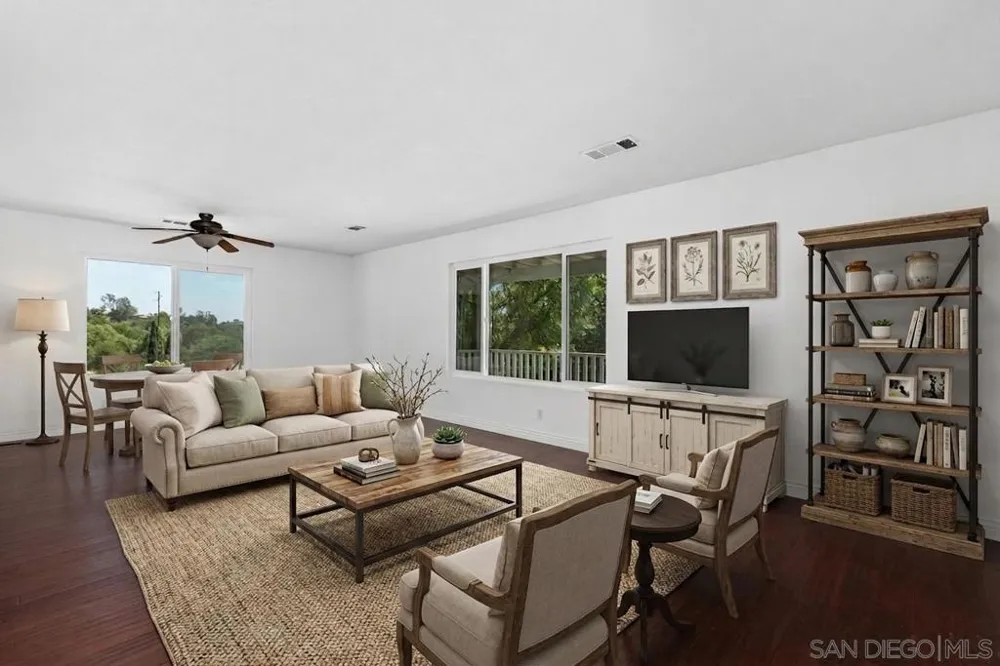 3562 S Mission Road Fallbrook, CA 92028