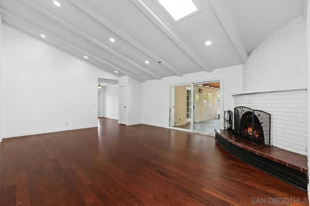 3562 S Mission Road Fallbrook, CA 92028