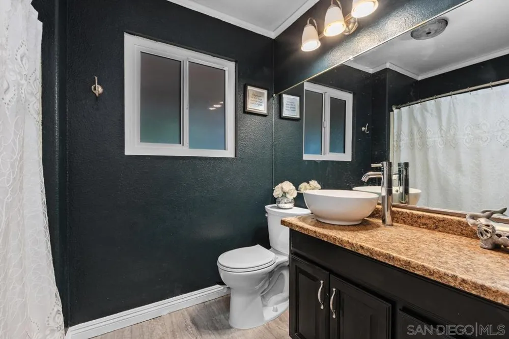 3562 S Mission Road Fallbrook, CA 92028