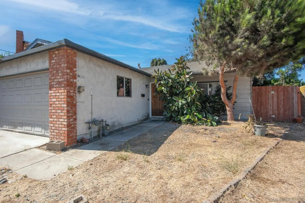 1823 Sparks Ct. San Diego, CA 92110