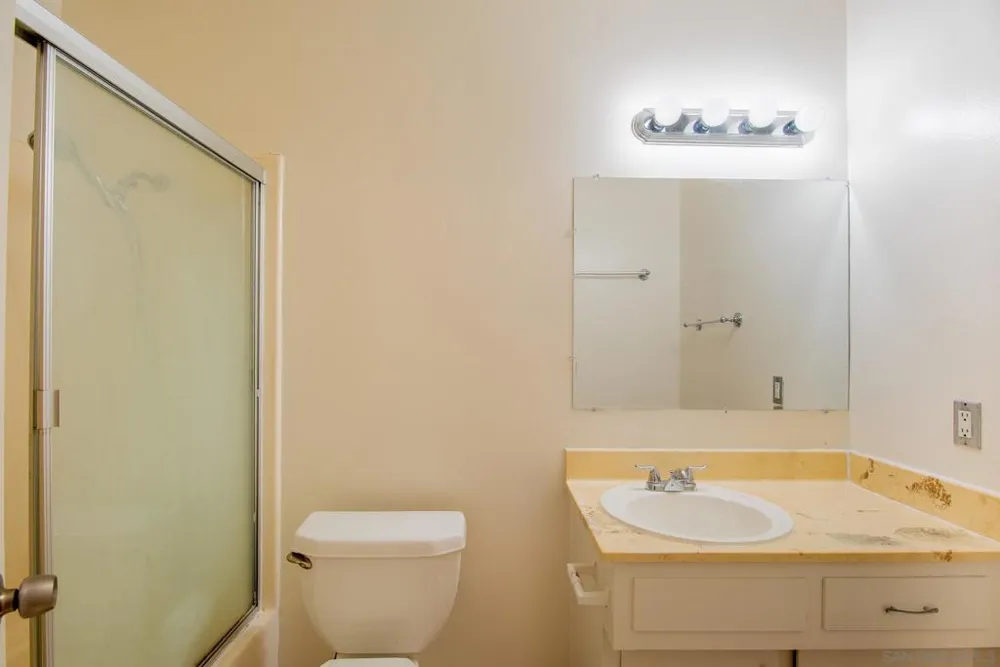 1823 Sparks Ct. San Diego, CA 92110