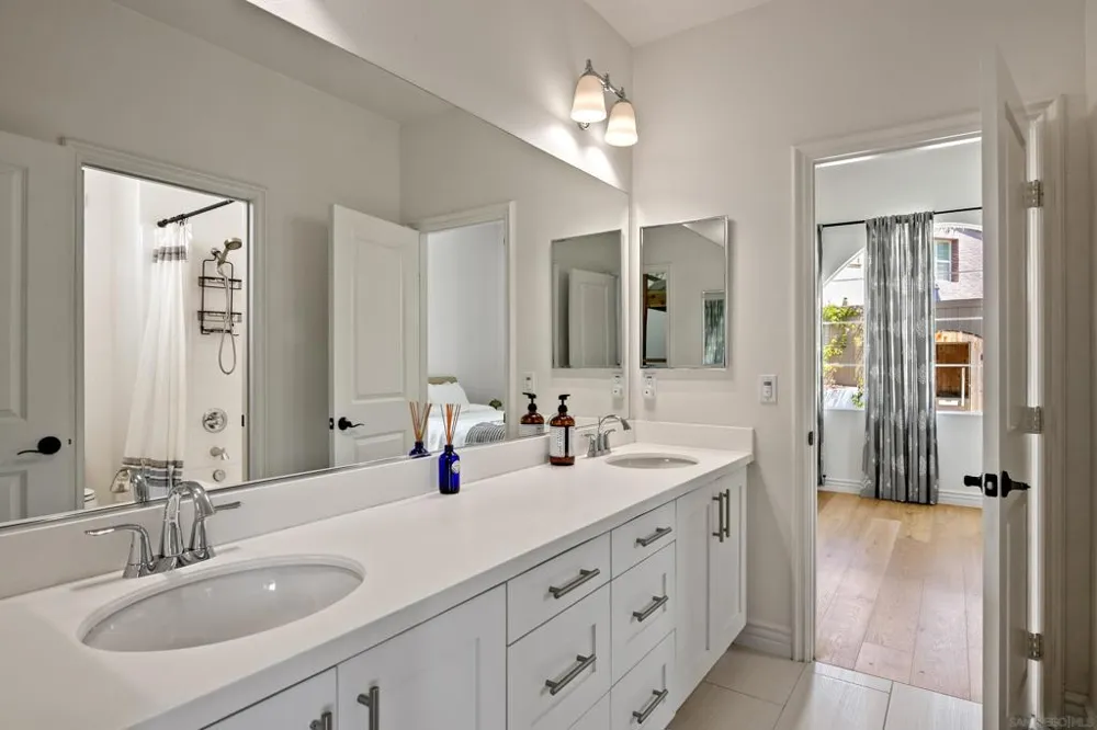809 Sandy Court Encinitas, CA 92024