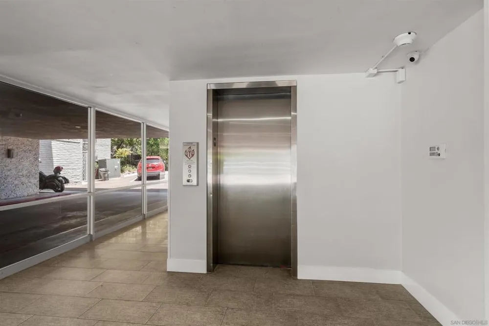 2510 Torrey Pines Rd. #320 La Jolla, CA 92037