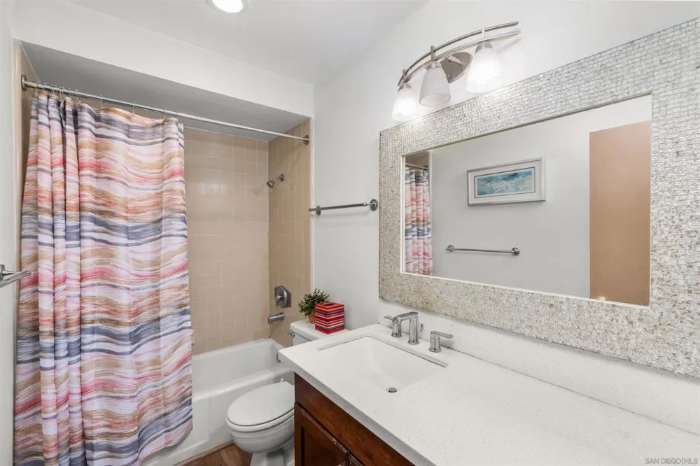 2510 Torrey Pines Rd. #320 La Jolla, CA 92037