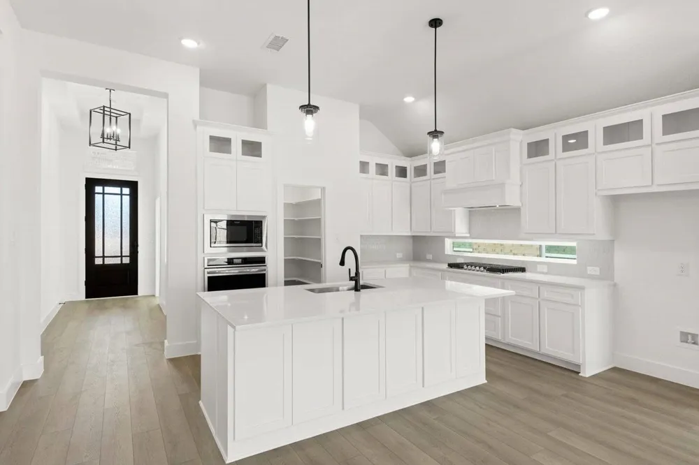 6317 Muller Creek Drive Celina, TX 75009